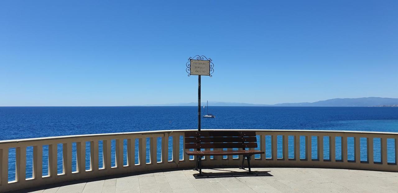 Il Vascello Lägenhet Rapallo Exteriör bild